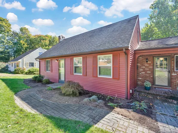 16 Knox Place, Bristol, CT 06010