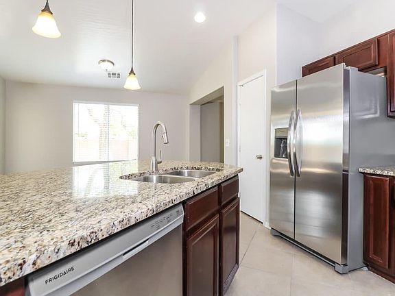 4th image of 7218 W Belmont Ave