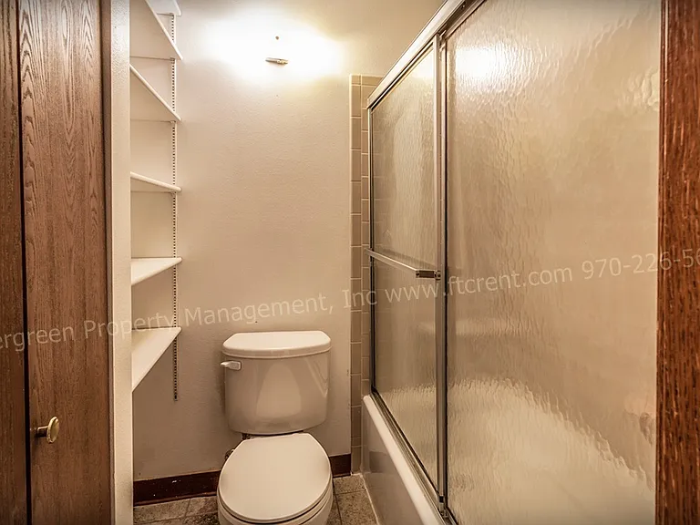 1301 University Ave #C301 — Photo 17