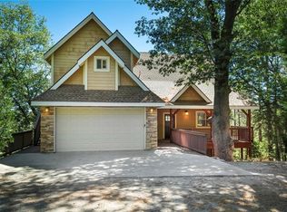 444 Brentwood Dr, Lake Arrowhead, CA 92352
