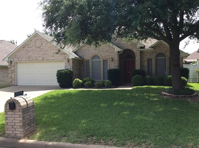 1st image of 7609 Mahonia Dr