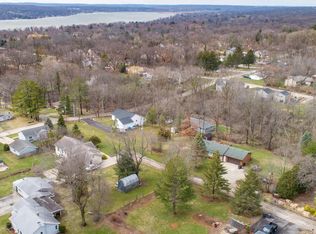 N3401 Walnut Rd, Lake Geneva, WI 53147