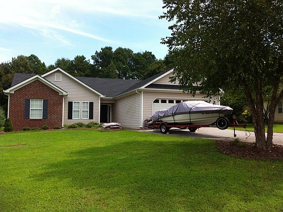 2nd image of 488 Walraven Rd NE
