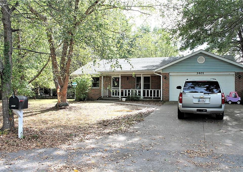 1st image of 3401 West Dr