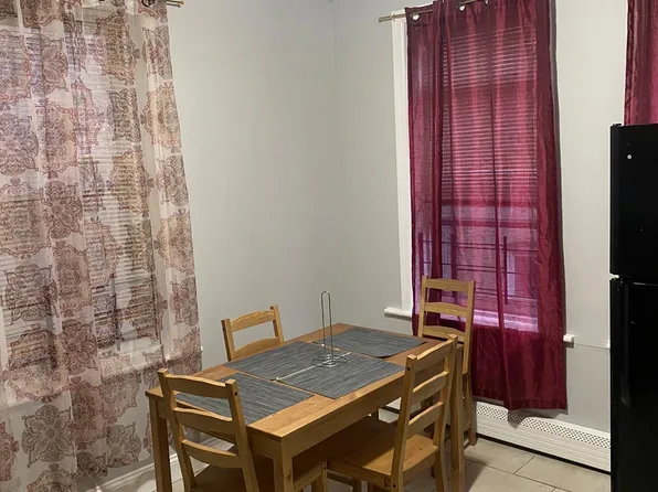 54 Saint Pauls Avenue image 4 of 12