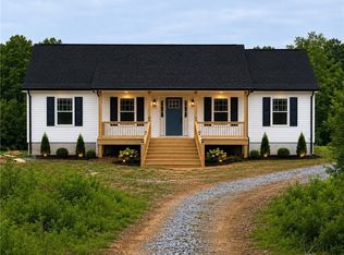5185 Indian Oak Rd, Crewe, VA 23930