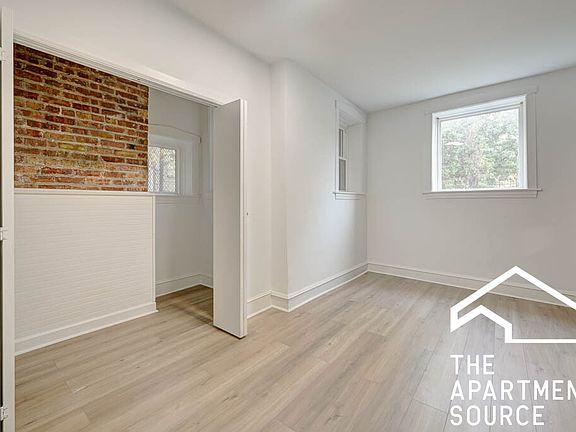 4th image of 1042 N Kedzie Ave #G