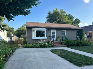 658 9th St SW, Huron, SD 57350