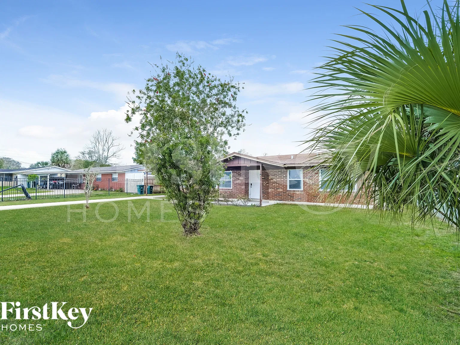 3 bed, 2.0 bath, 1338 sqft, $1,900 — Photo 2