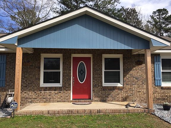 4th image of 40 Sommerset Dr