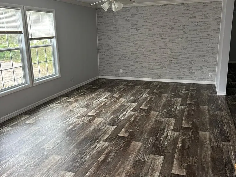 7158 Sunnyside Dr — Photo 3