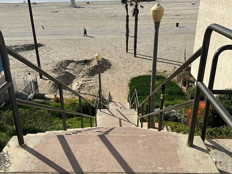 1140 Ocean Blvd #3 — Photo 27
