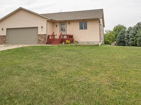 505 S Susan Ave, Crooks, SD 57020