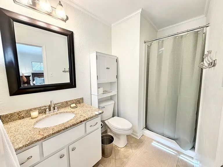 490 Strathy Hall Dr — Photo 14