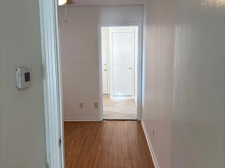 412 S Murat St — Photo 8