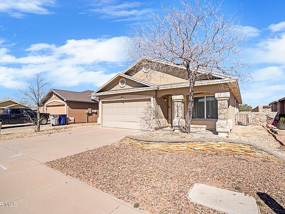 3rd image of 12733 Raul Mendiola Ln