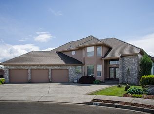 3242 NW 20th Cir, Camas, WA 98607