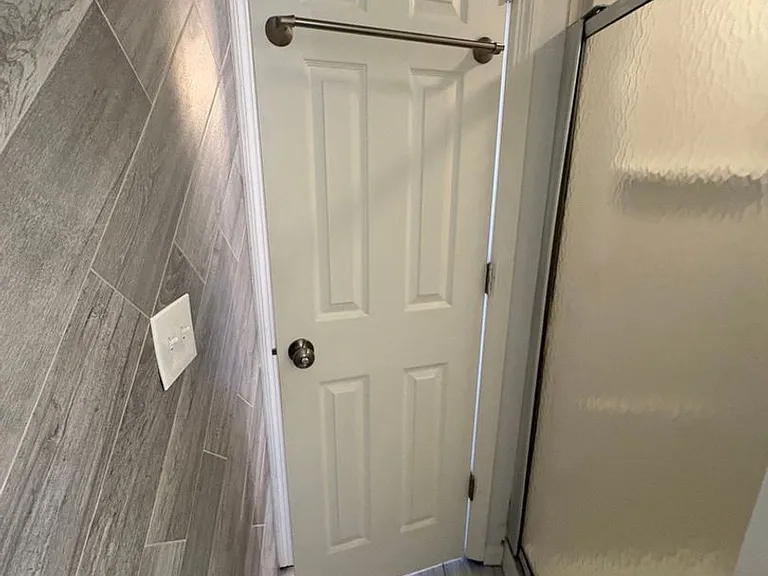 2325 Elliston Pl — Photo 12