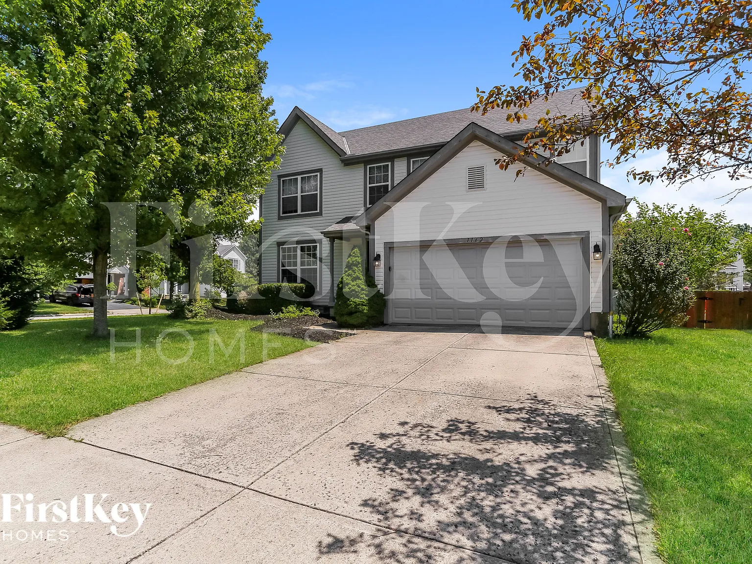 4 bed, 2.5 bath, 1920 sqft, $2,740 — Photo 2