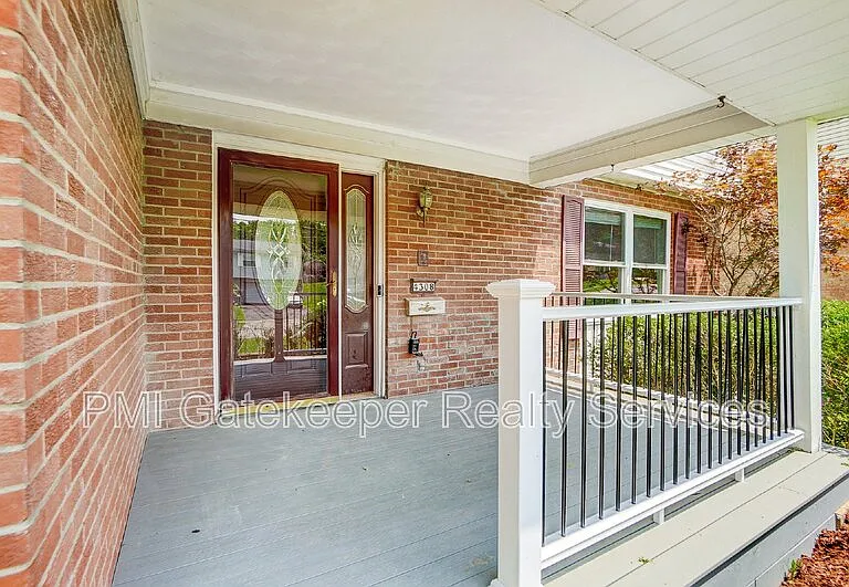 4308 Turf Ln — Photo 4