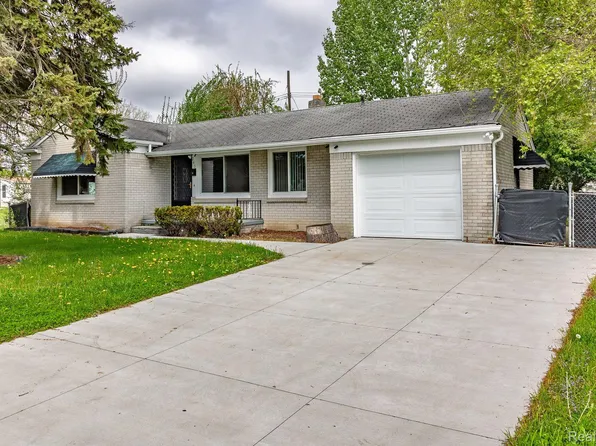 245 N Broadway St, Mount Clemens, MI 48043