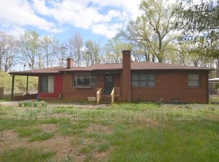 5500 Hilltop Cir, Charlotte, NC 28269