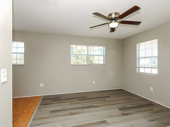 4th image of 5407 3rd St W
