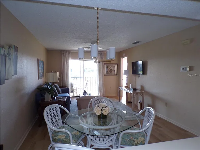 4016 Oakview Dr #J9 — Photo 21