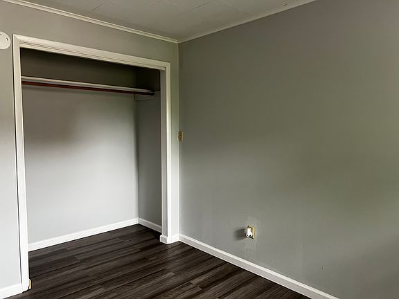 4th image of 53 Myers Ave APT 2