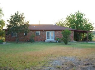 516 Gardega Rd, Cleburne, TX 76031