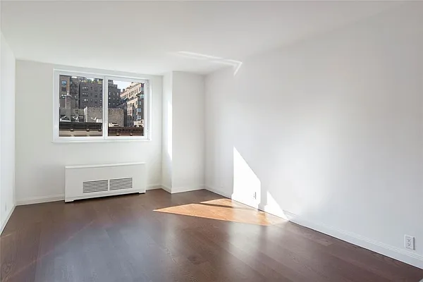 Rented by Compass | media 12