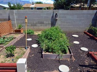 8317 Portales Ave NE, Albuquerque, NM 87109