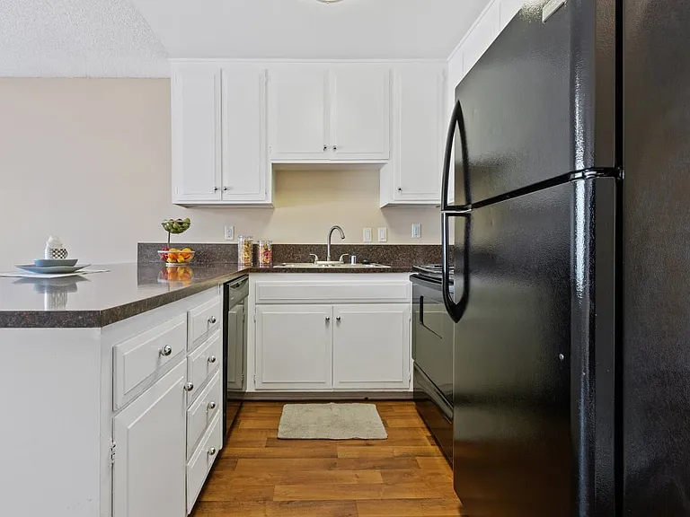 151 W Foothill Blvd #A26A — Photo 3