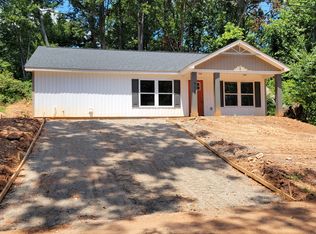 712 2nd St SW, Conover, NC 28613