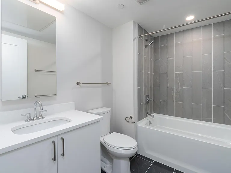 605 Concord at Fresh Pond — Photo 21