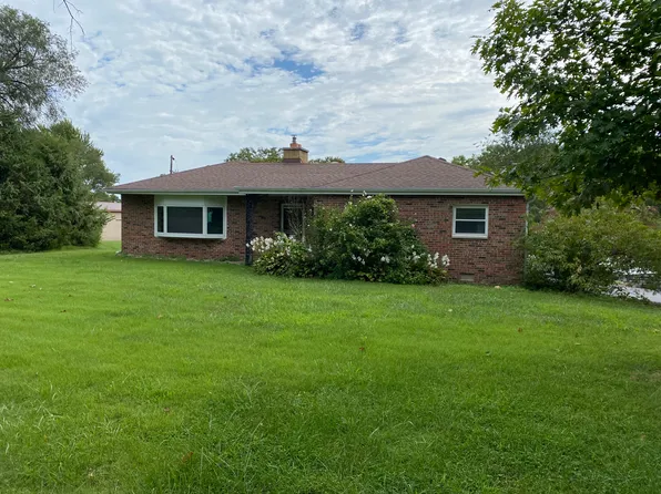 8210 Triple Lakes Rd, Dupo, IL 62239