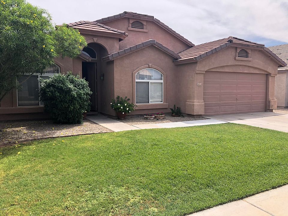 1st image of 4313 E Cedarwood Ln