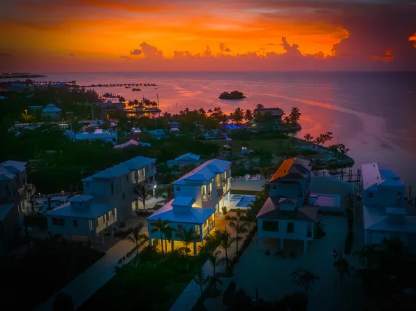 735 50th St, Marathon, FL 33050