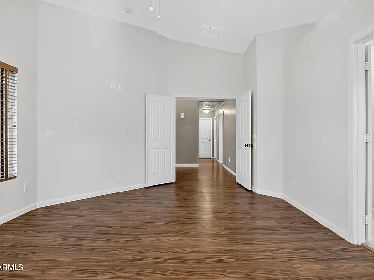 15481 W Mauna Loa Ln — Photo 24