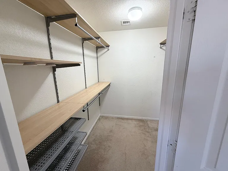 1106 S Fresno Ct — Photo 14