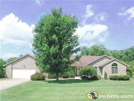 1st image of 4261 W Meadowvale Dr