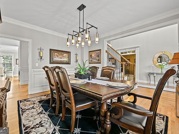 5th image of 2183 Floral Ridge Dr