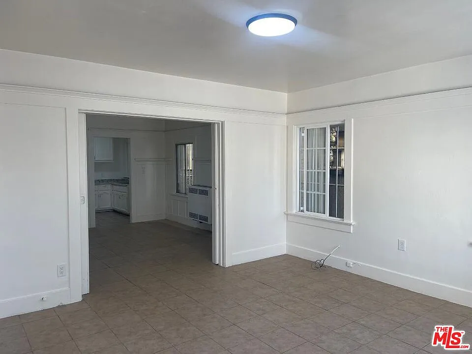 2 bed, 1.0 bath, 950 sqft, $2,295 — Photo 4