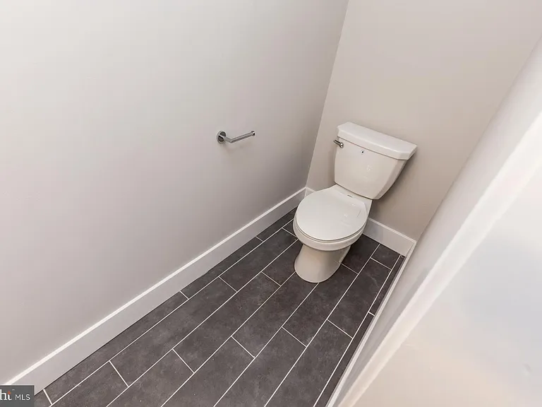 1724 N Marshall St #B — Photo 9