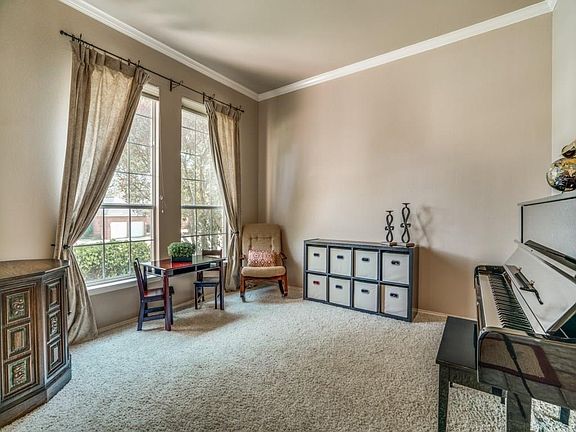 5th image of 1401 Saint Francis Ln