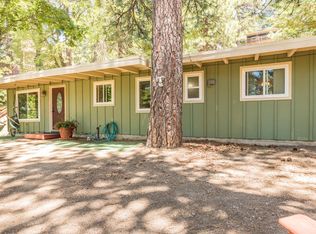 30866 Live Oak Dr, Running Springs, CA 92382