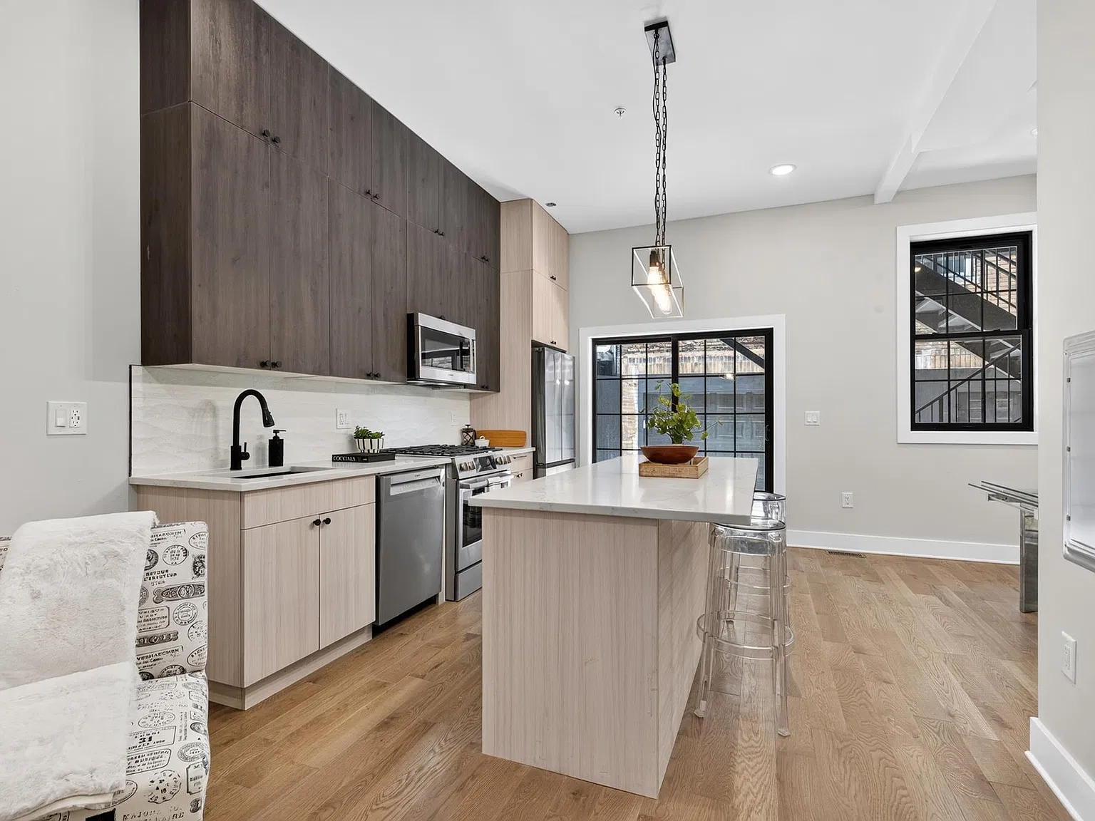 545 Palisade Ave — Photo 4