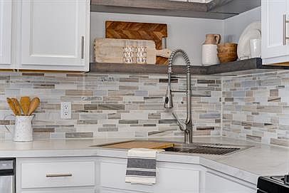 4th image of 1295 Countryside Way Building 6