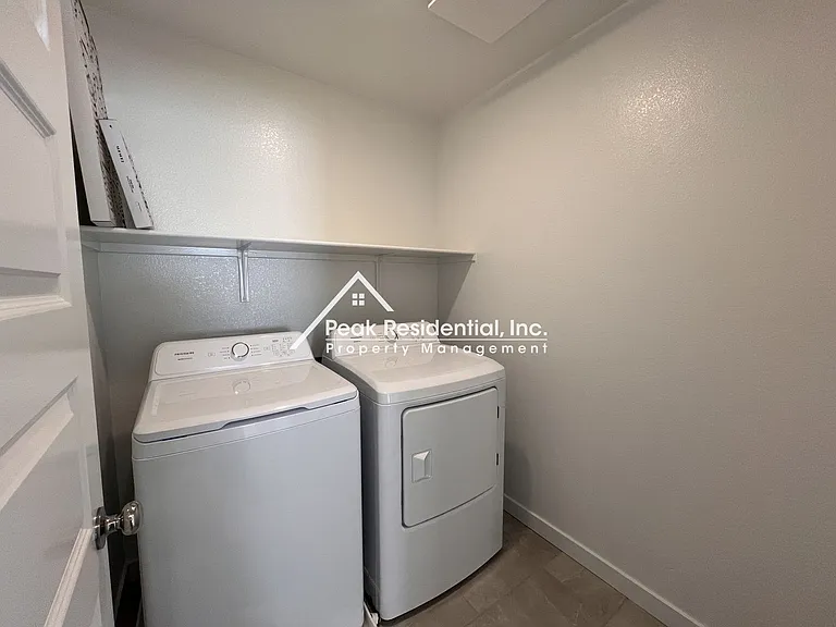 12632 Hereford Ave — Photo 24