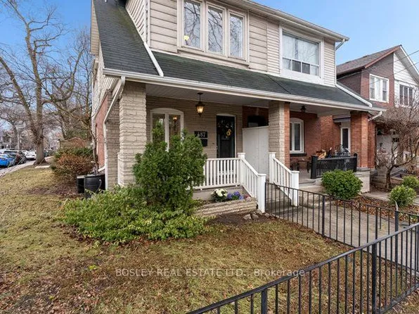 487 Runnymede Rd, Toronto, ON M6S 2Z4